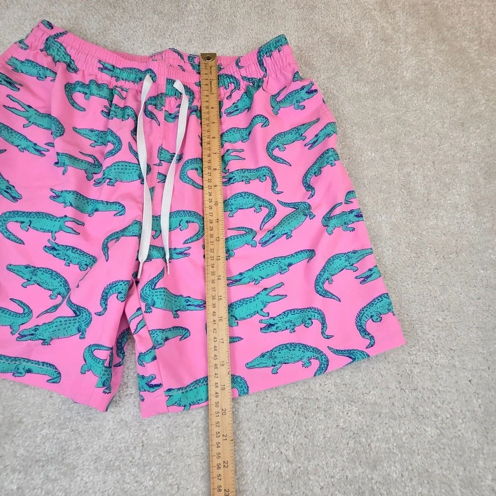 Chubbies Mens XL Pink Crocodile Print Swim Trunks 7 Inch Inseam Mesh Lined FA23